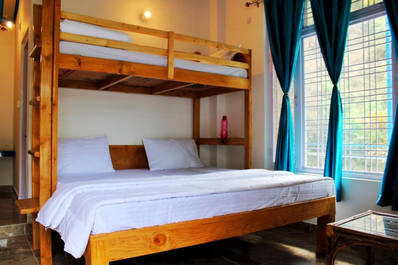 The Stream Side Hostel 무소리에 외부 사진