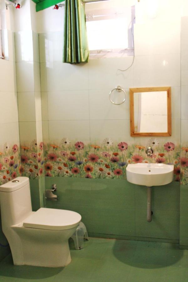 The Stream Side Hostel 무소리에 외부 사진