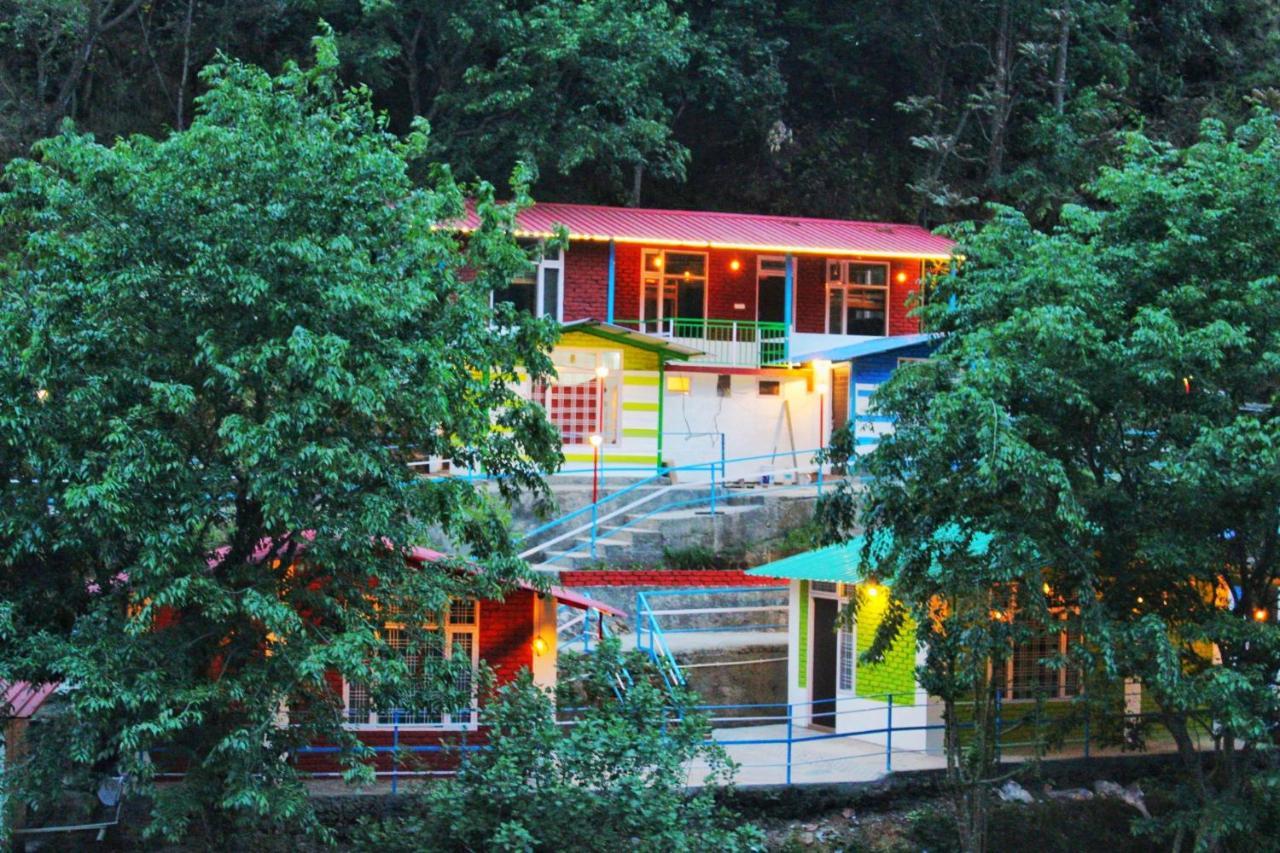 The Stream Side Hostel 무소리에 외부 사진